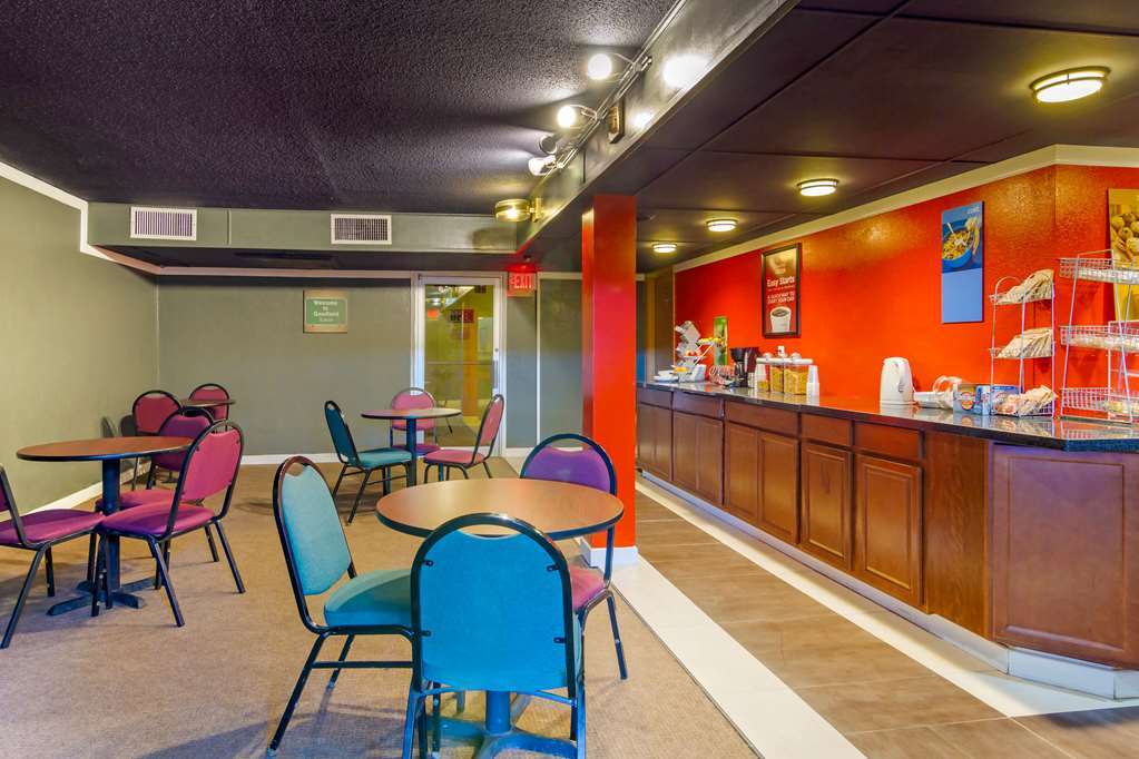 Oyo Hotel Goodland Ks Hwy 24 レストラン 写真